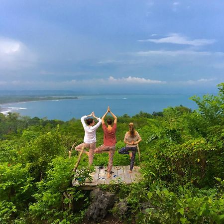 Villa Monyet Java Batukaras Buitenkant foto