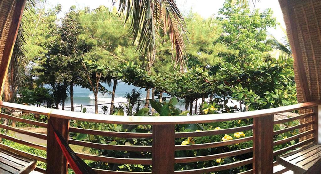 Villa Monyet Java Batukaras Buitenkant foto