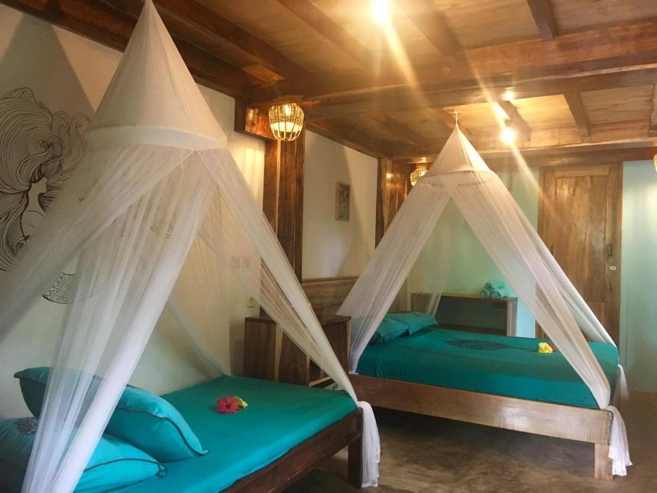 Villa Monyet Java Batukaras Buitenkant foto